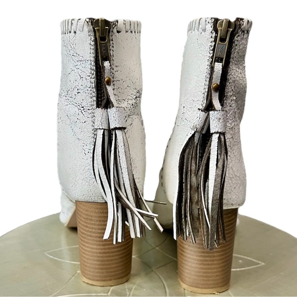 EUC Roper White Leather Betsy Open Toe Ankle Boots - Picture 6 of 10